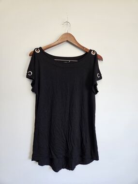 Ricki's Cold-Shoulder Grommet Tee